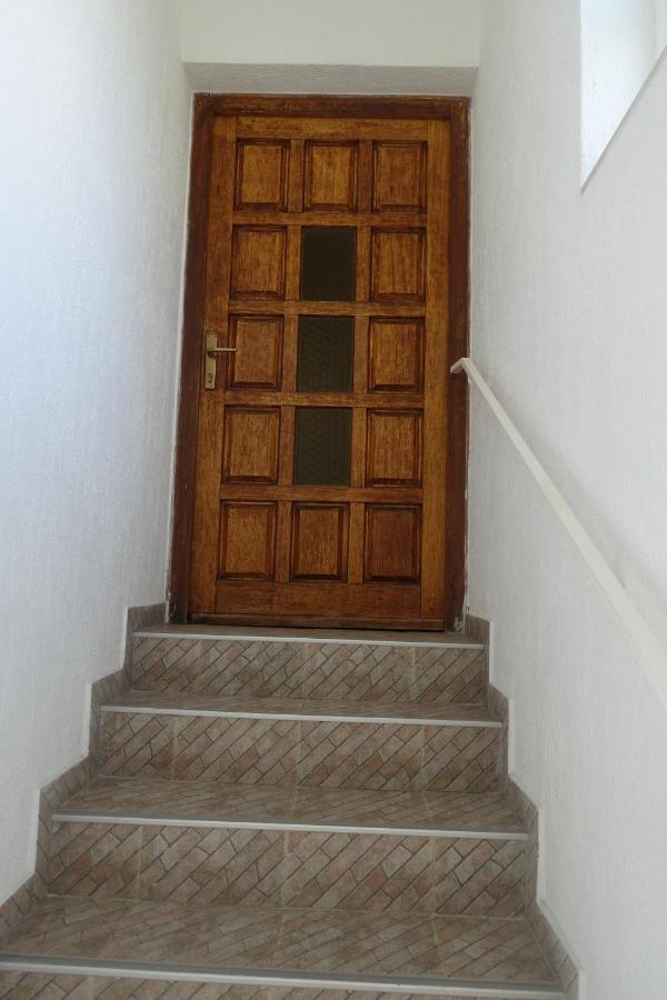 Apartments Galeb ルティナ エクステリア 写真