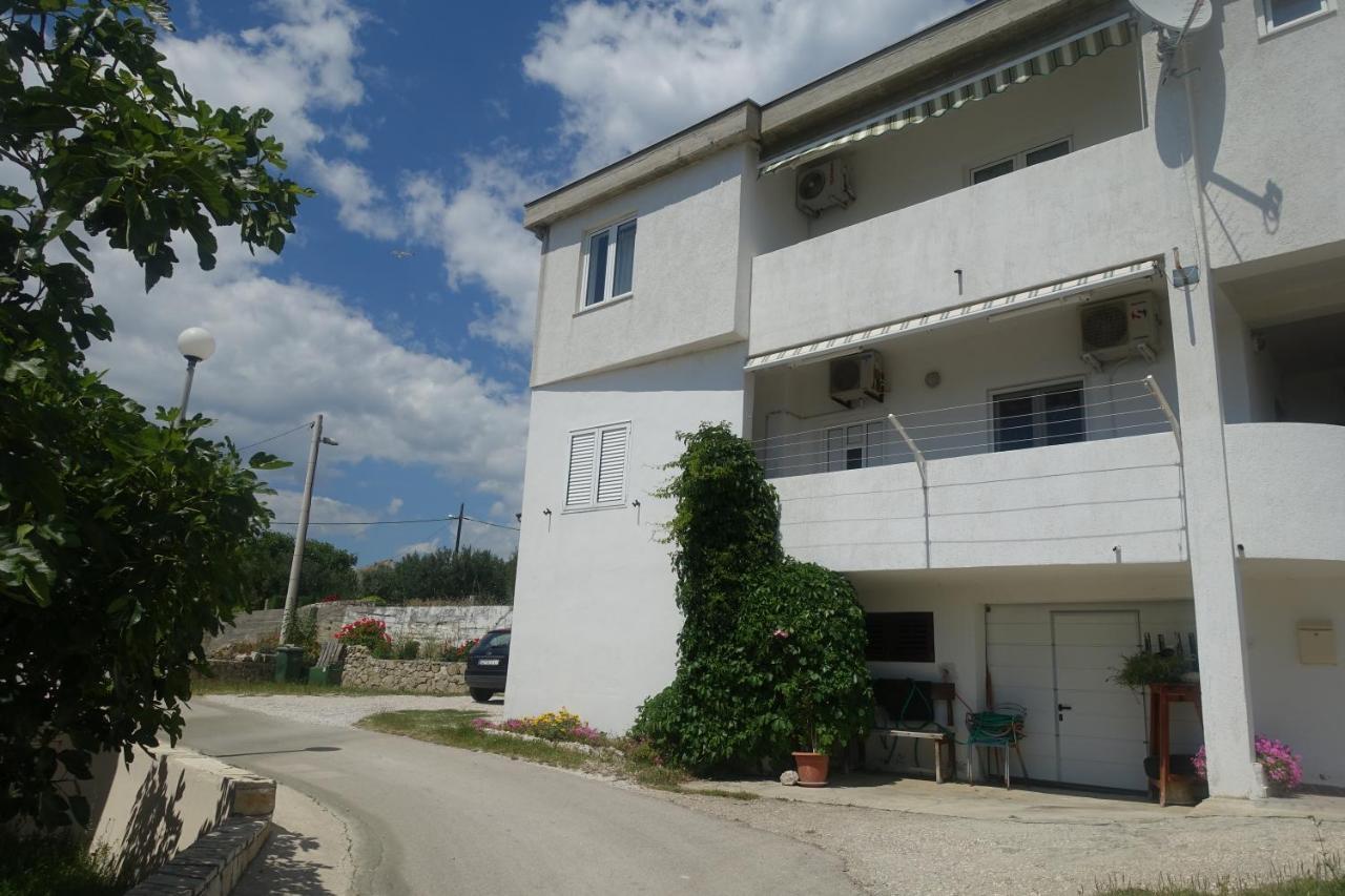 Apartments Galeb ルティナ エクステリア 写真